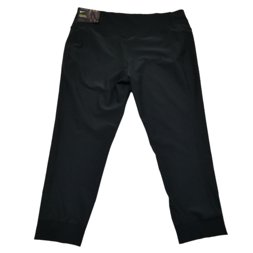 SOLD Nike Cropped Training Leggings Black Xlarge - Picture 2 of 2